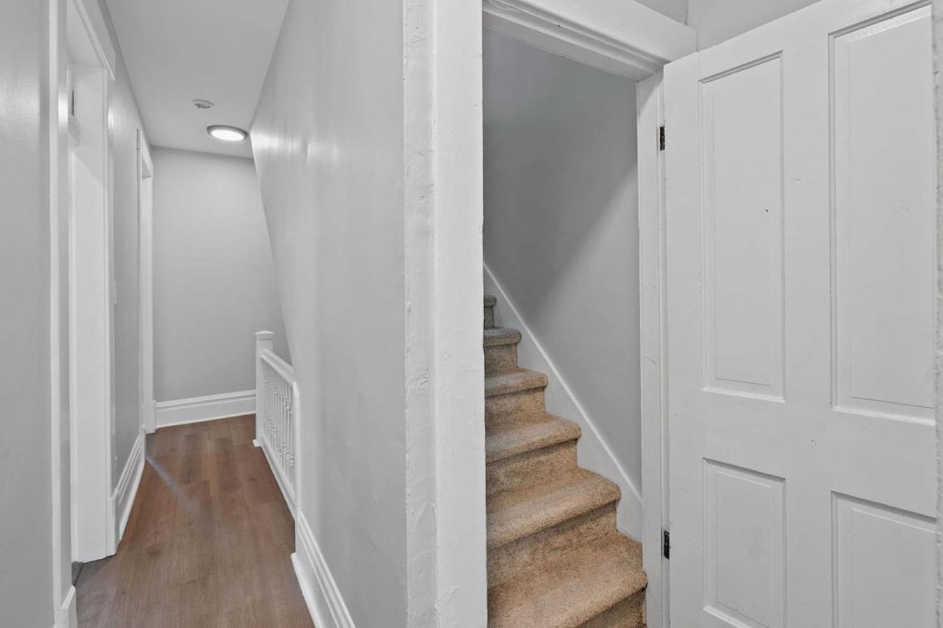 Minutes To Arena District - Foosball & Game Area Holiday home