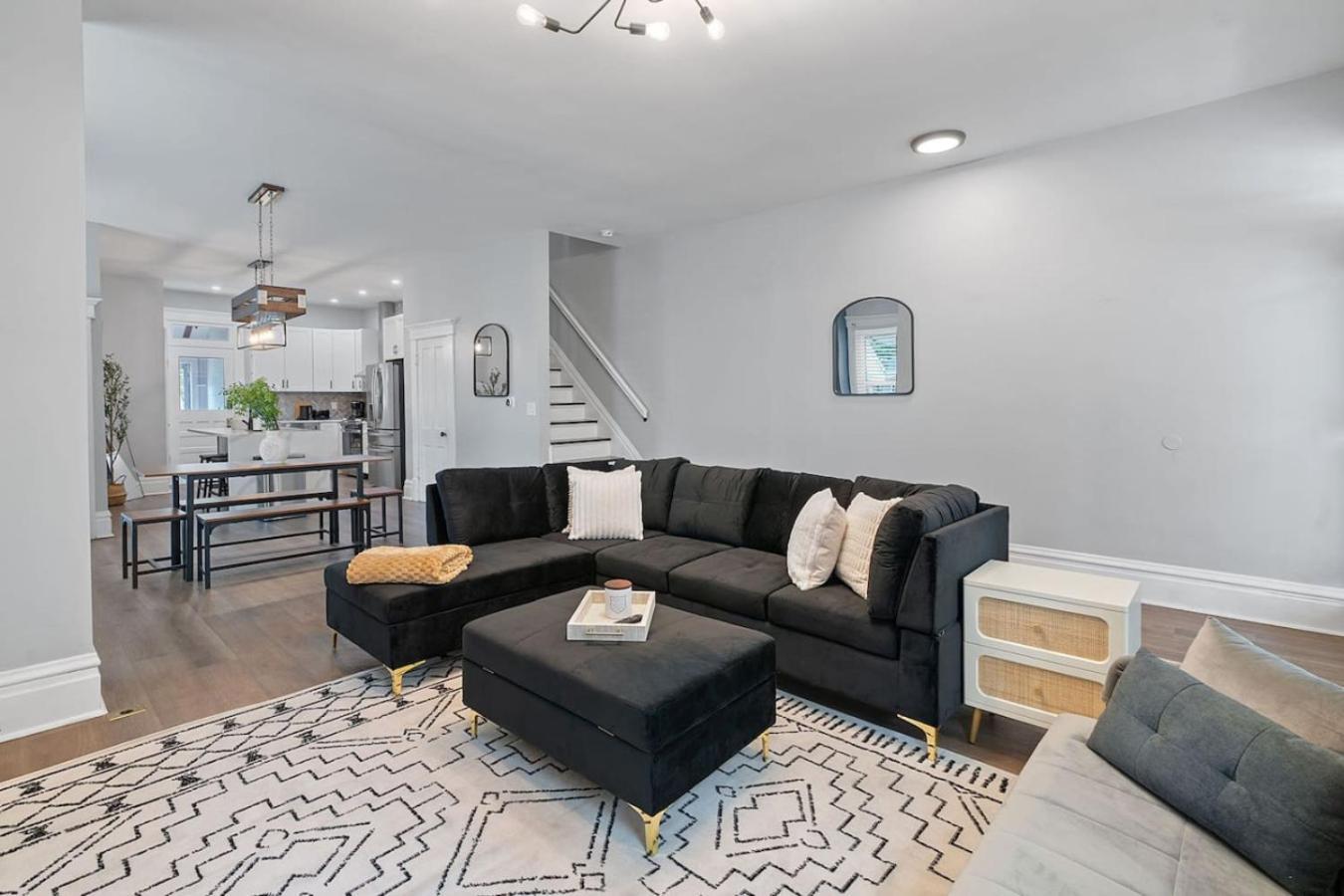 Minutes To Arena District - Foosball & Game Area * Columbus